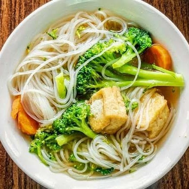 Mixed Veggies Noodle Soup (Vegetarian Broth).